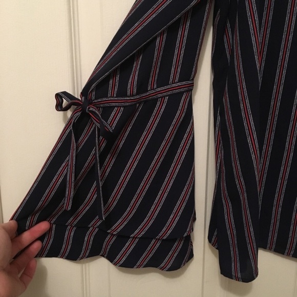 Michael Kors Cold-Shoulder Flare-Sleeve Blouse NWT - Picture 5 of 8